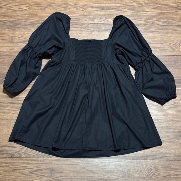 🔥🔥🔥Reformation Elegant Black Garment Size: 16🔥🔥🔥 - Picture 6 of 7